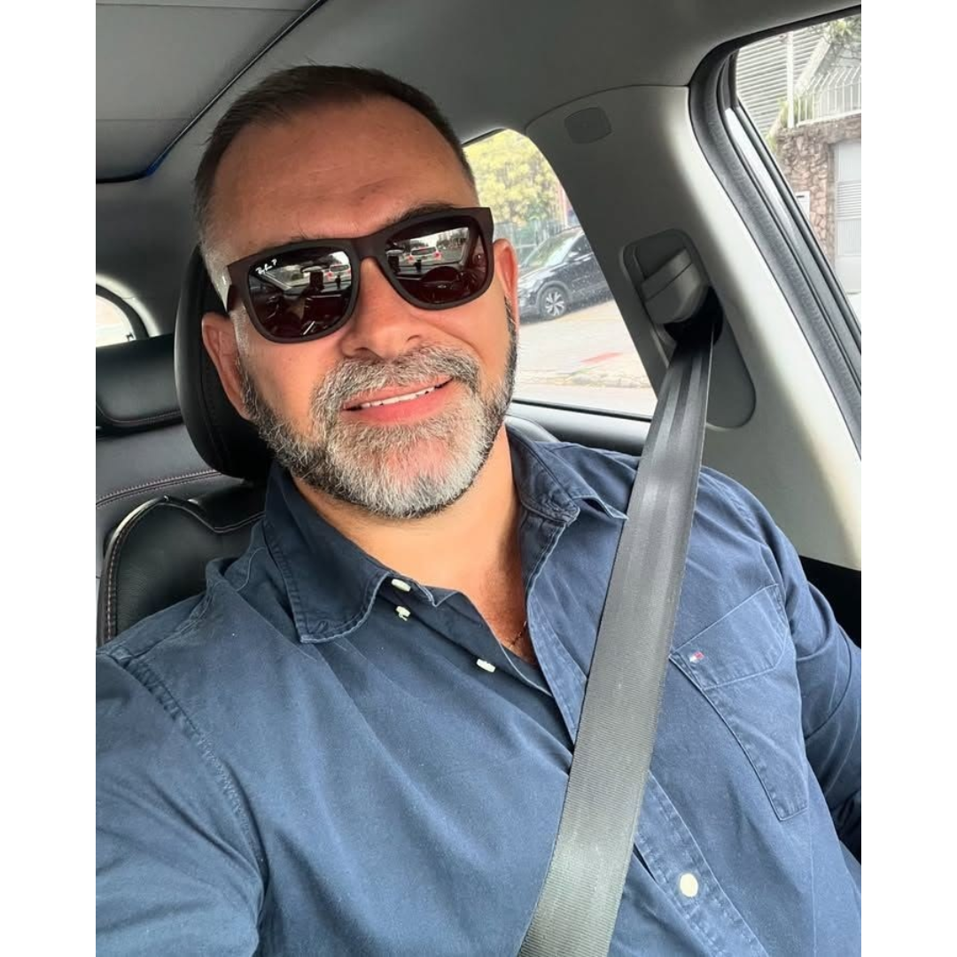 Nicolás, Rosario